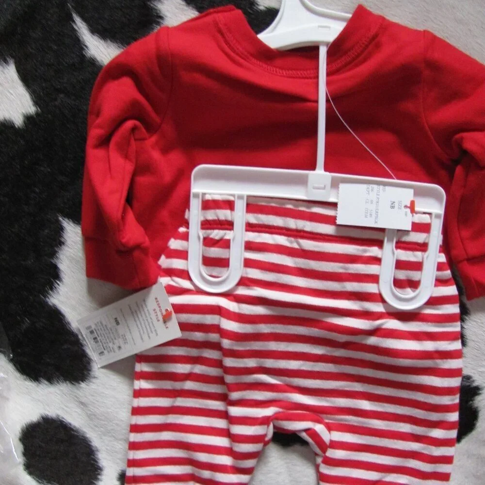 CAT & JACK CHRISTMAS 2 PIECE SET  NWT NB